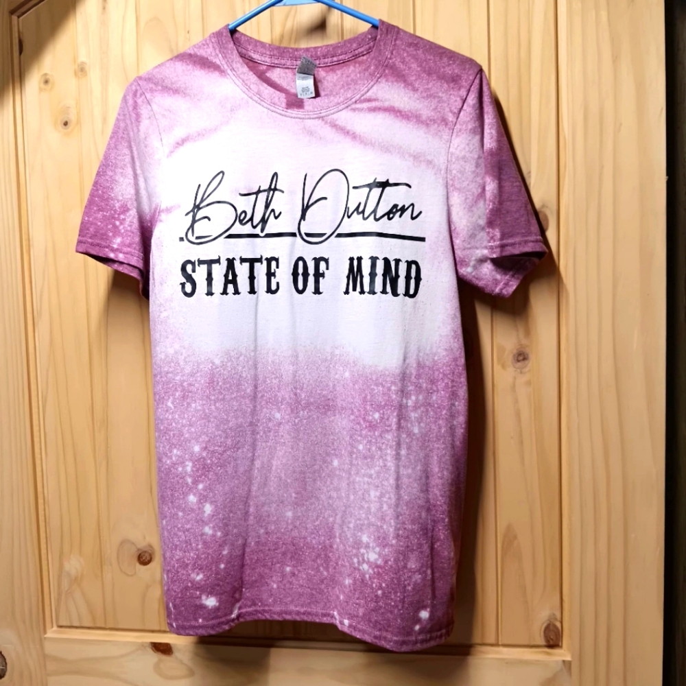 Beth Dutton State Of Mind Soft Short sleeve T-Shirt EUC